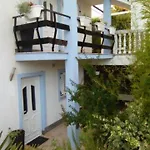 In With Sea View, Balcony, Air Conditioning, Wi-fi Apartment *