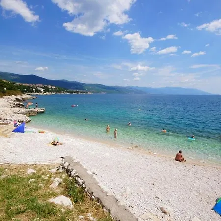 In With Sea View, Balcony, Air Conditioning, Wi-fi Apartment Novi Vinodolski
