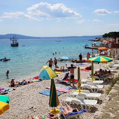Apartment In With Sea View, Balcony, Air Conditioning, Wi-fi Novi Vinodolski