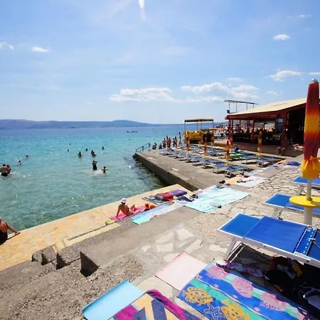 Apartment In With Sea View, Balcony, Air Conditioning, Wi-fi Novi Vinodolski