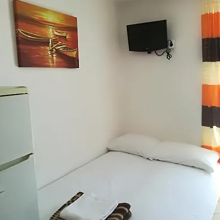 In With Sea View, Balcony, Air Conditioning, Wi-fi Apartment Novi Vinodolski