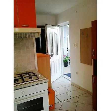 In With Sea View, Balcony, Air Conditioning, Wi-fi Novi Vinodolski