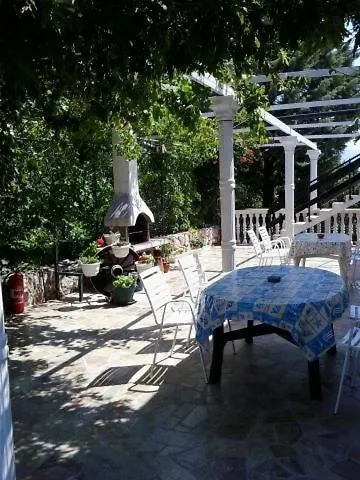 In With Sea View, Balcony, Air Conditioning, Wi-fi Novi Vinodolski