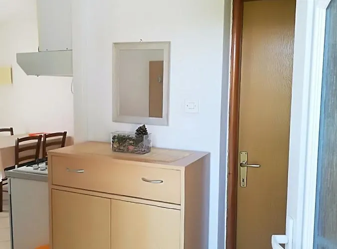 In With Sea View, Balcony, Air Conditioning, Wi-fi