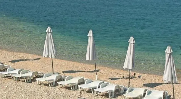Apartment In With Sea View, Balcony, Air Conditioning, Wi-fi *